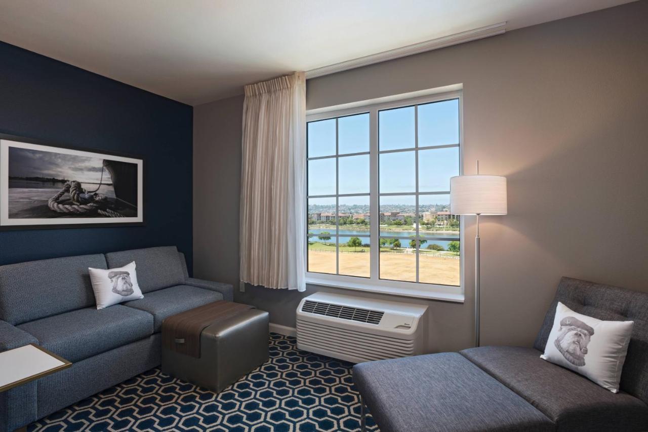 Towneplace Suites By Marriott San Diego Airport/Liberty Station Bagian luar foto