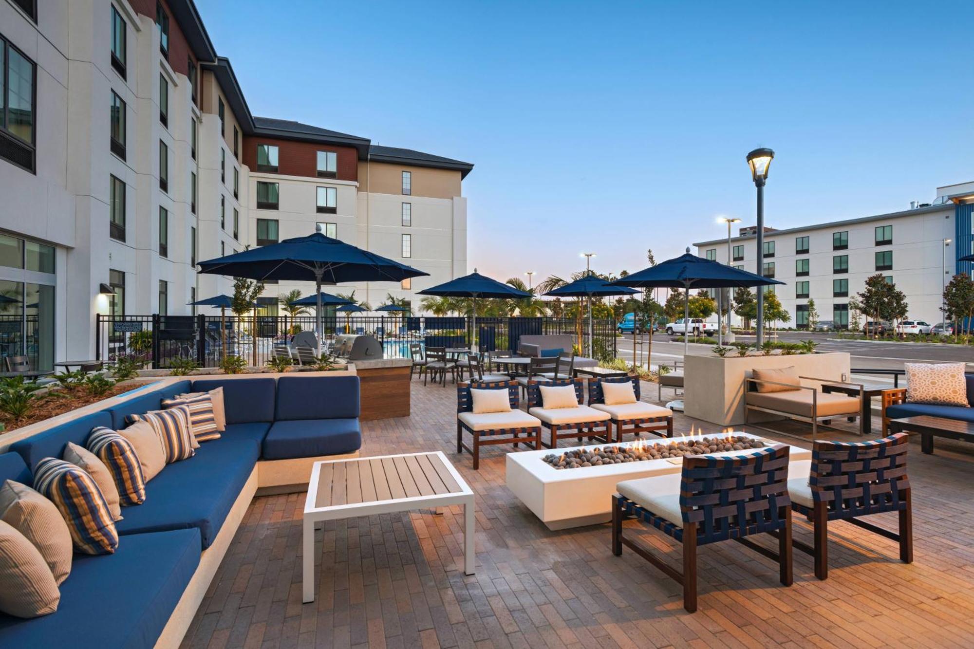 Towneplace Suites By Marriott San Diego Airport/Liberty Station Bagian luar foto