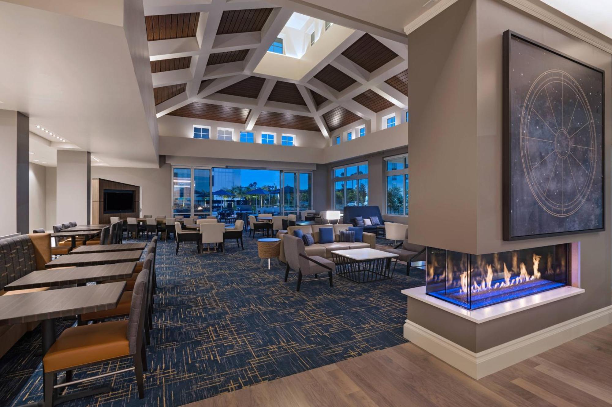 Towneplace Suites By Marriott San Diego Airport/Liberty Station Bagian luar foto