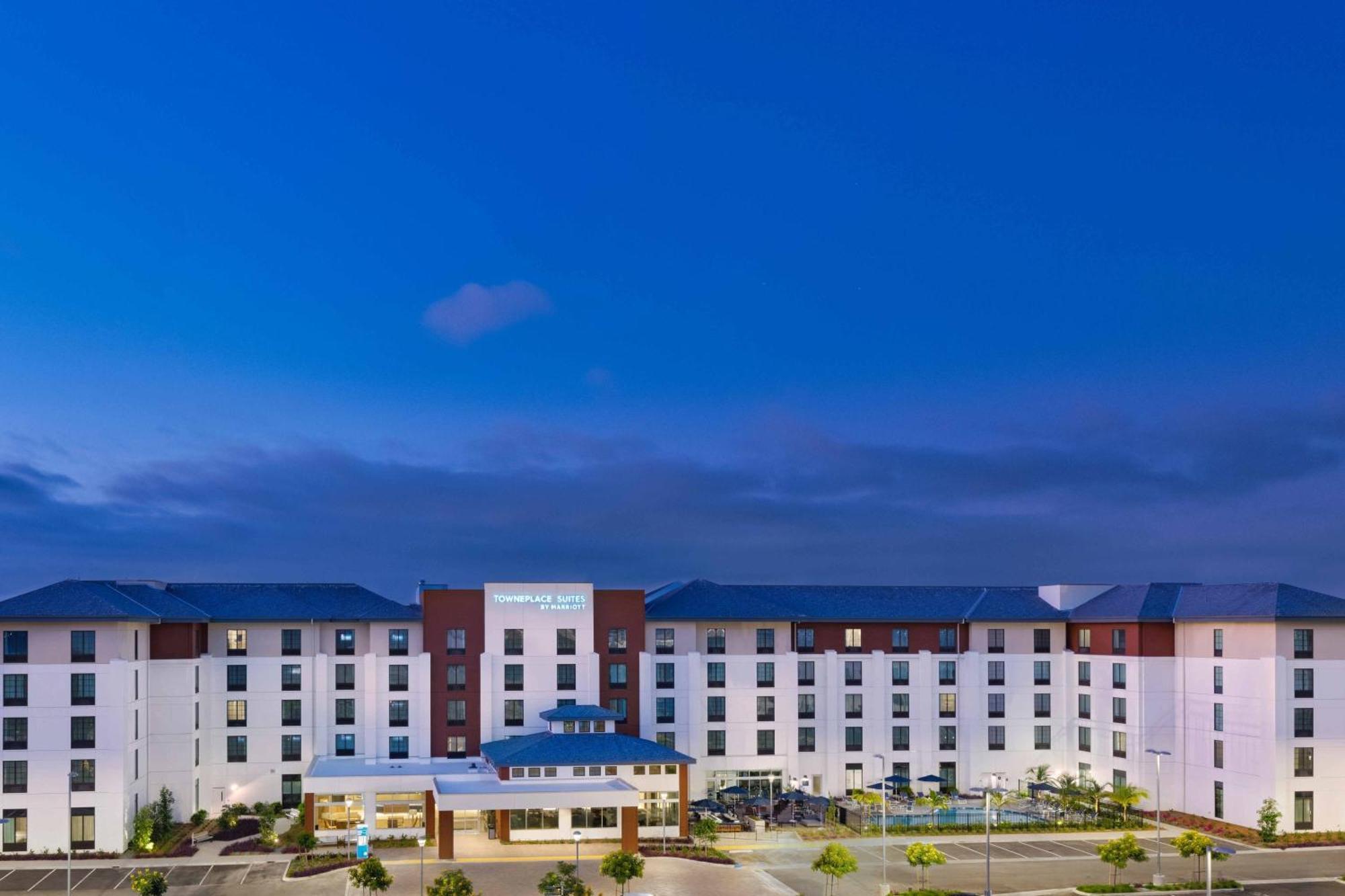 Towneplace Suites By Marriott San Diego Airport/Liberty Station Bagian luar foto
