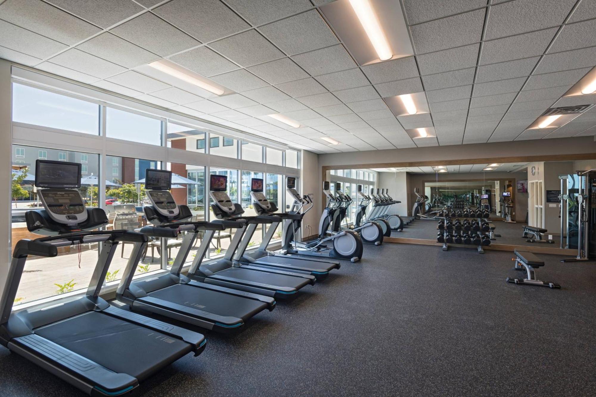 Towneplace Suites By Marriott San Diego Airport/Liberty Station Bagian luar foto